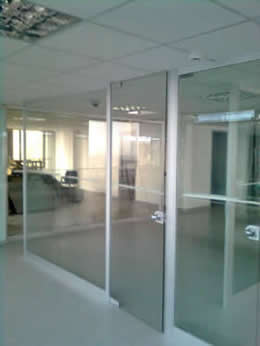 Puerta tipoE oficina